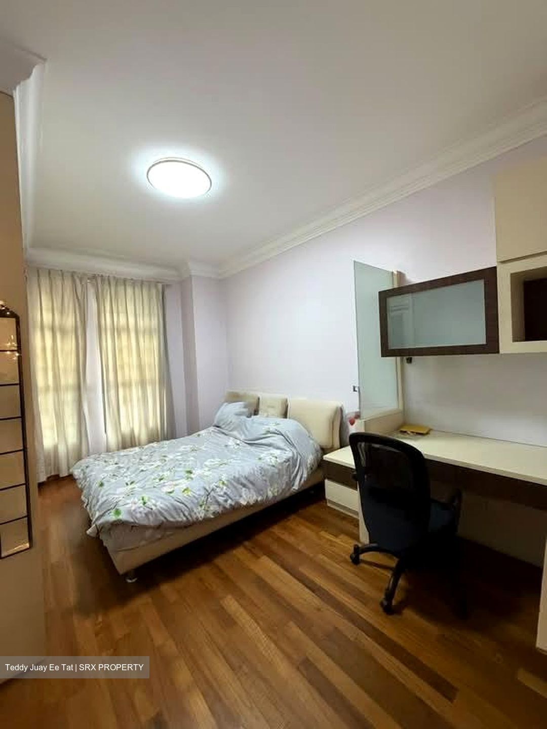 Stratton Park (D28), Terrace #584115401